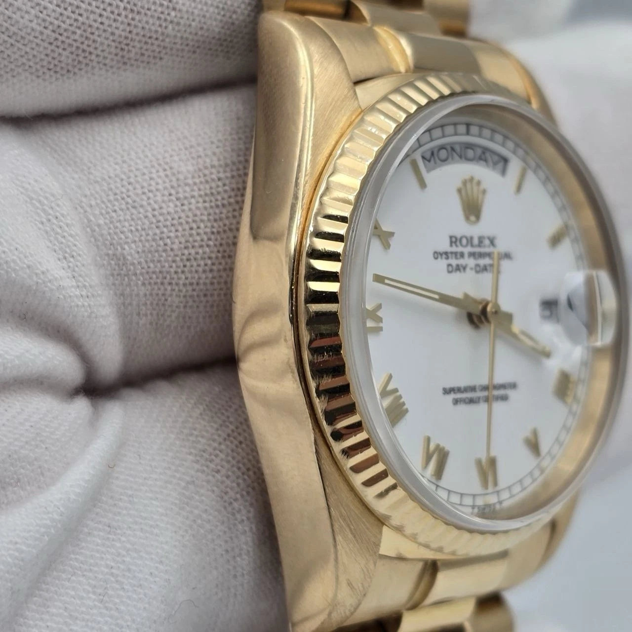 PAPERS Rolex Day-Date 18038 President 18k Gold White Dial 36mm BOX