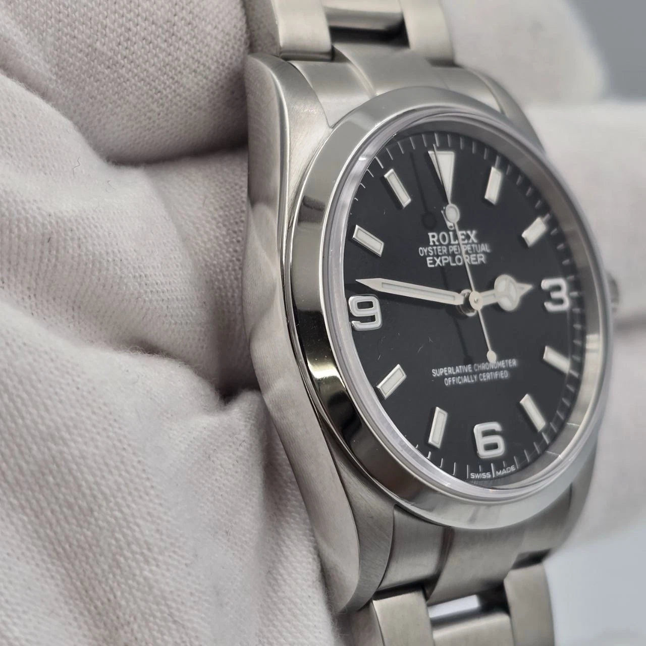 PAPERS 2005 Rolex Explorer l 114270 Men's Automatic 36mm Steel Black Dial Watch