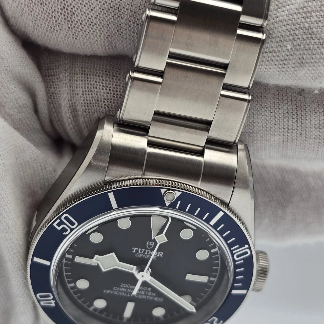 NEW 2025 Tudor Heritage Black Bay 41mm Steel 79230B Black Dial Watch UNWORN