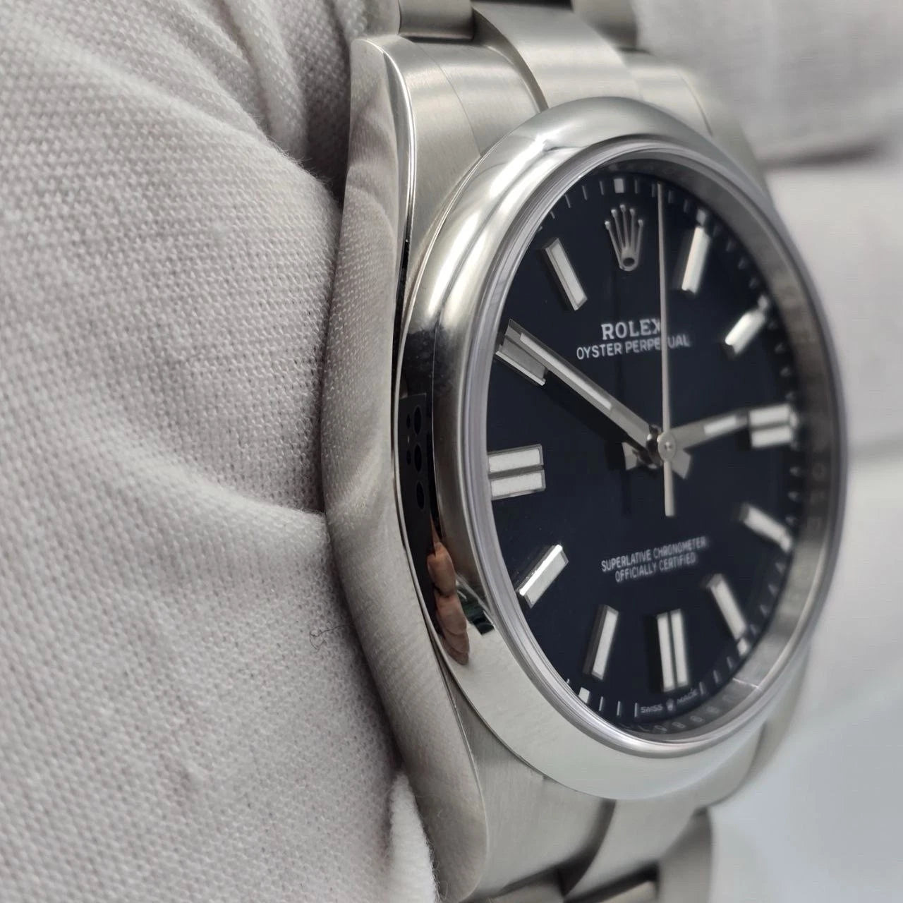 NEW 2025 PAPERS Rolex Blue Oyster Perpetual Steel 41mm Watch BOX 124300 UNWORN