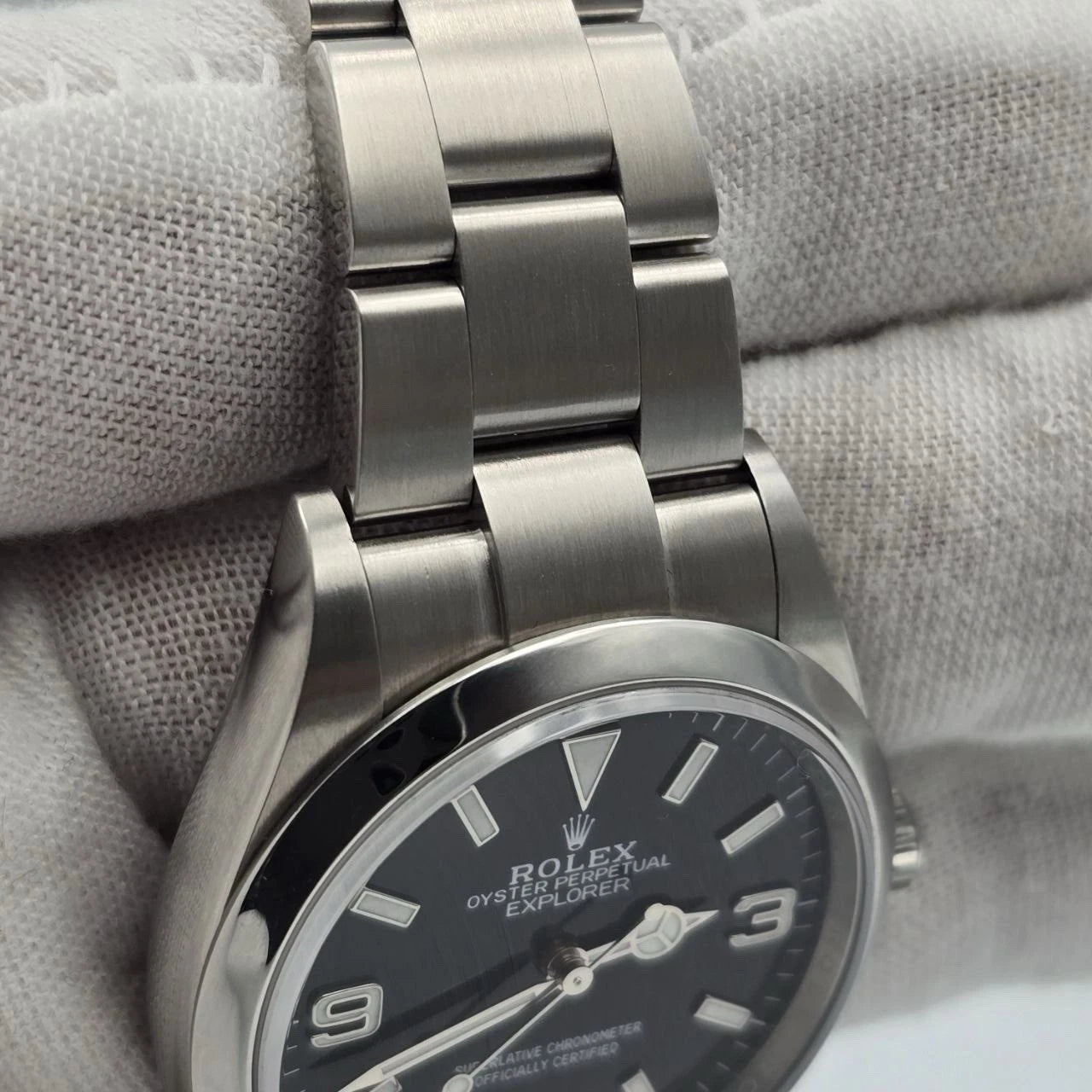 PAPERS MINT 2021 Rolex Explorer Black Dial Stainless Steel 36mm Watch 124270 BOX