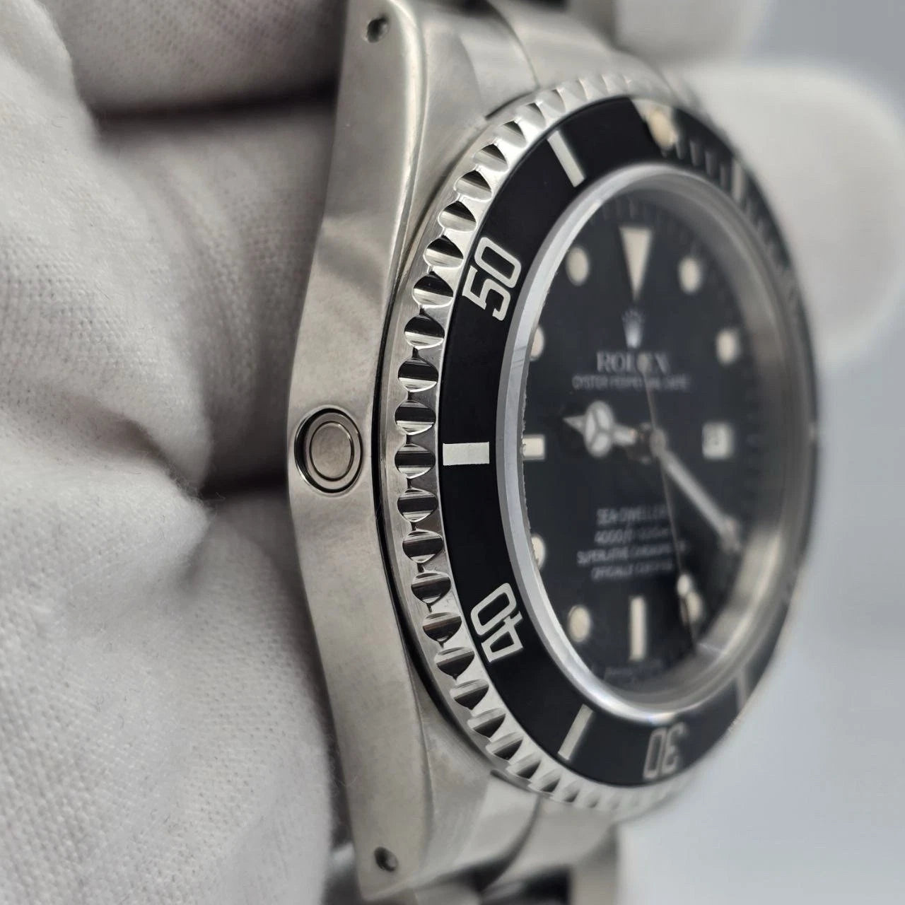 Rolex Sea-Dweller 16660 Triple Six Black Dial Steel Oyster 40mm Watch