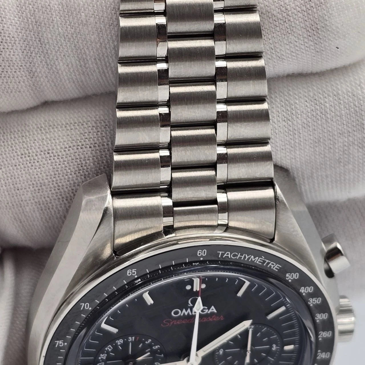 2025 OMEGA Speedmaster Meteorite Black Moonphase 43mm Watch 304.30.43.52.01.001