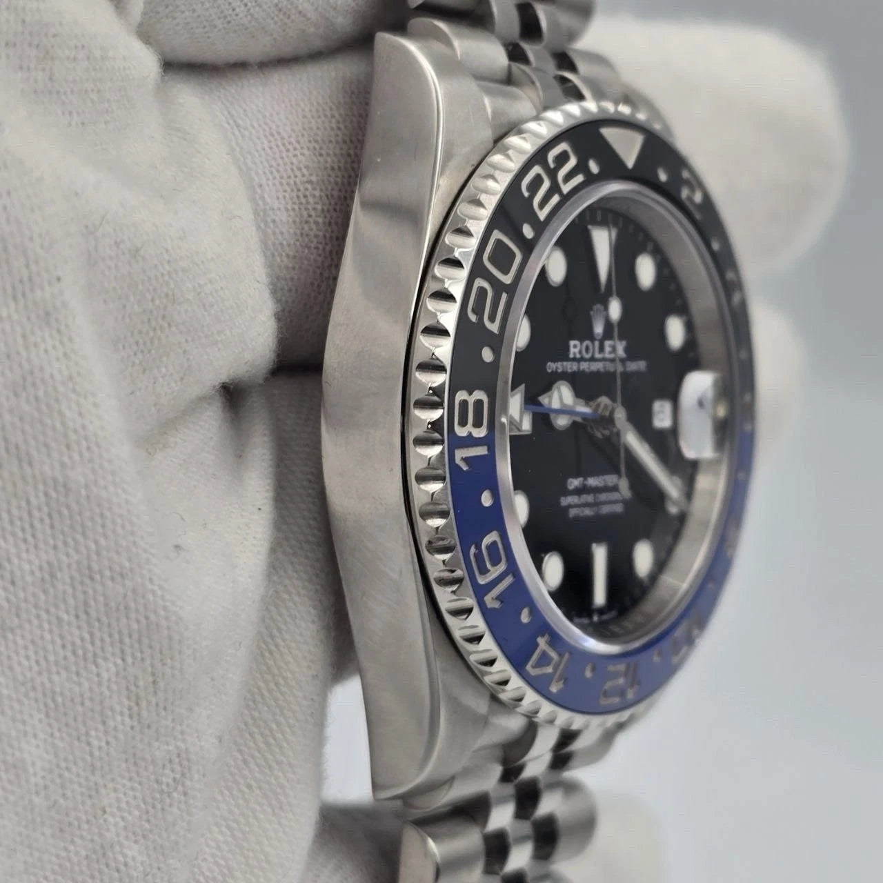 2022 PAPERS Rolex GMT-Master II 126710BLNR Batgirl Jubilee 40mm Watch BOX