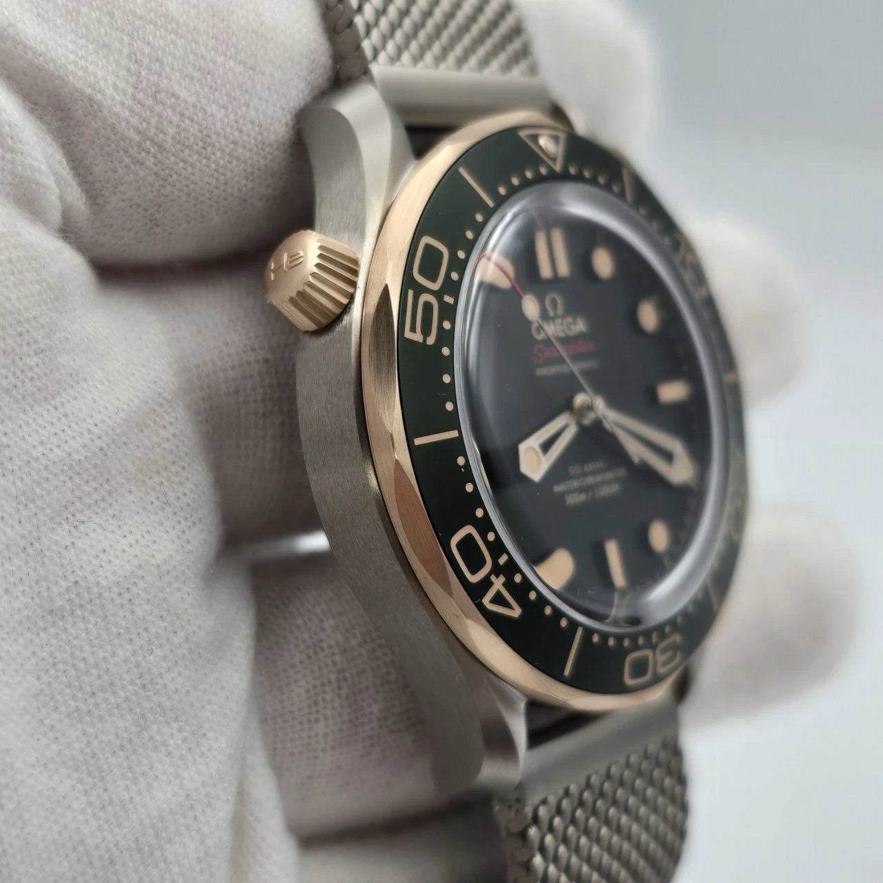 2025 Omega Seamaster Diver Green Dial Titanium Bronze Gold 210.90.42.20.10.001