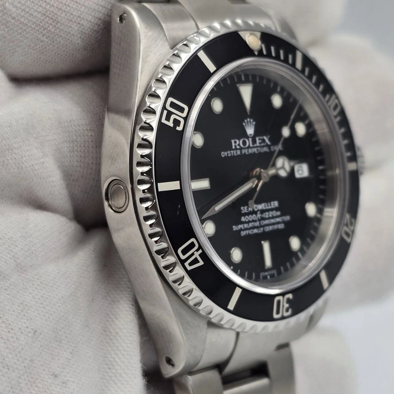 PAPERS Rolex Sea-Dweller 16600 Stainless Steel Black Dial 40mm Watch