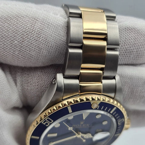 2023 RSC Rolex Submariner Date 18K Gold Blue Stainless Steel 40mm Watch 16803