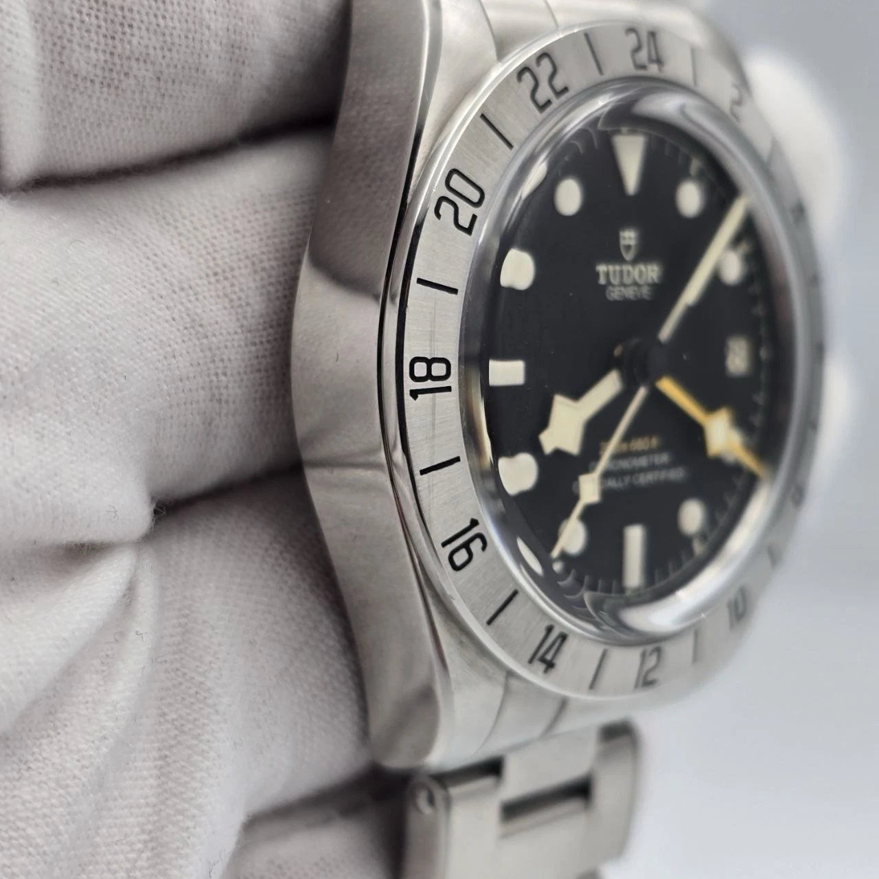PAPERS 2024 Tudor Black Bay Pro 39MM Black Dial Stainless Steel Watch BOX 79470
