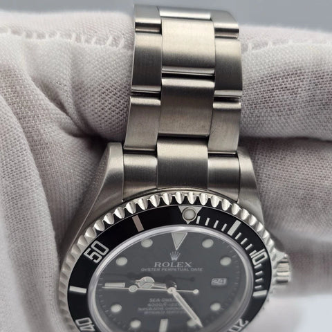 MINT PAPERS 2006 Rolex Sea-Dweller 16600 Stainless Steel Black Dial 40MM Watch