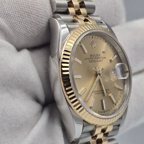PAPERS 2020 Rolex Datejust 36mm Jubilee 126233 Two-Tone Champagne Dial BOX
