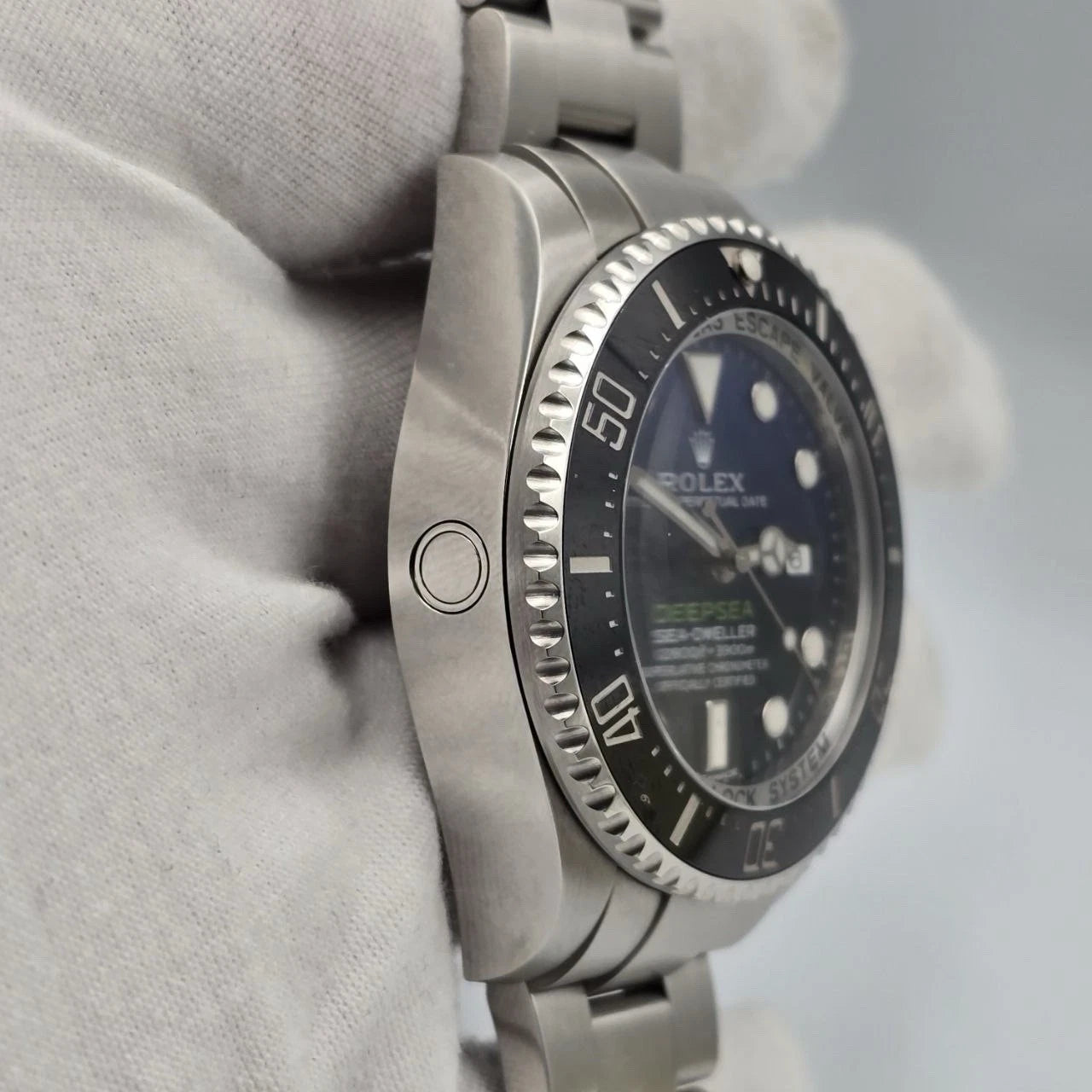PAPERS 2015 Rolex Sea-Dweller Deepsea James Cameron Blue 116660 44mm Watch BOX
