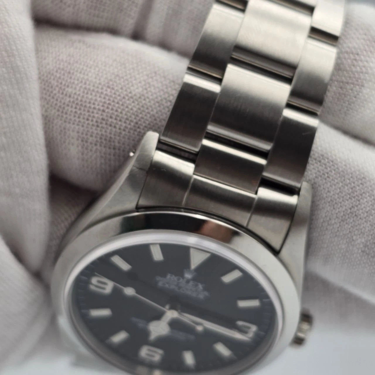 PAPERS Rolex Explorer I 14270 Men’s Automatic 36mm Steel Black Dial Watch + RSC