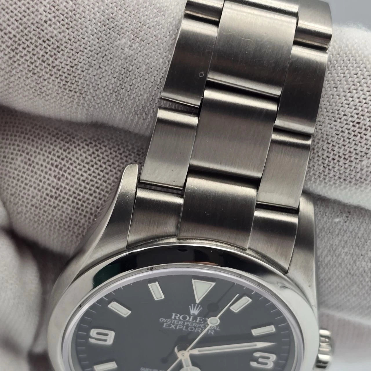 PAPERS 2004 Rolex Explorer I 114270 Automatic 36mm Steel Black Dial Watch