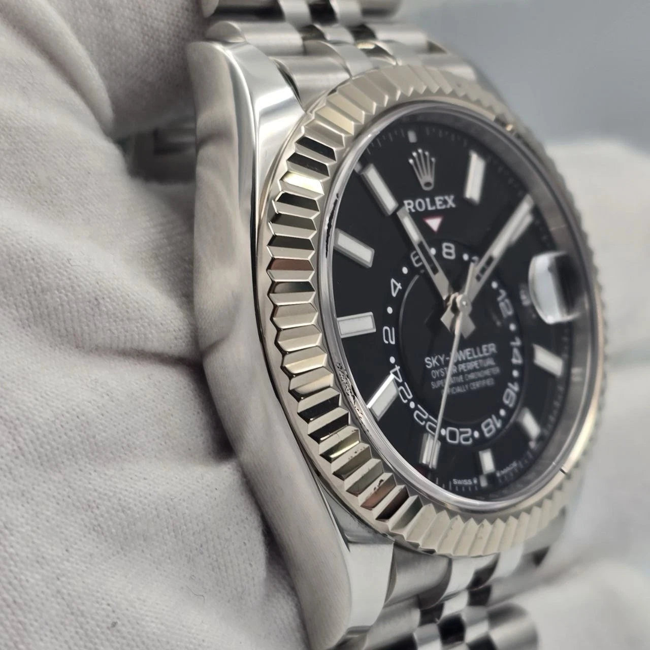 MINT 2024 PAPERS Rolex Sky-Dweller 42mm Black Dial Jubilee Bracelet 336934 BOX