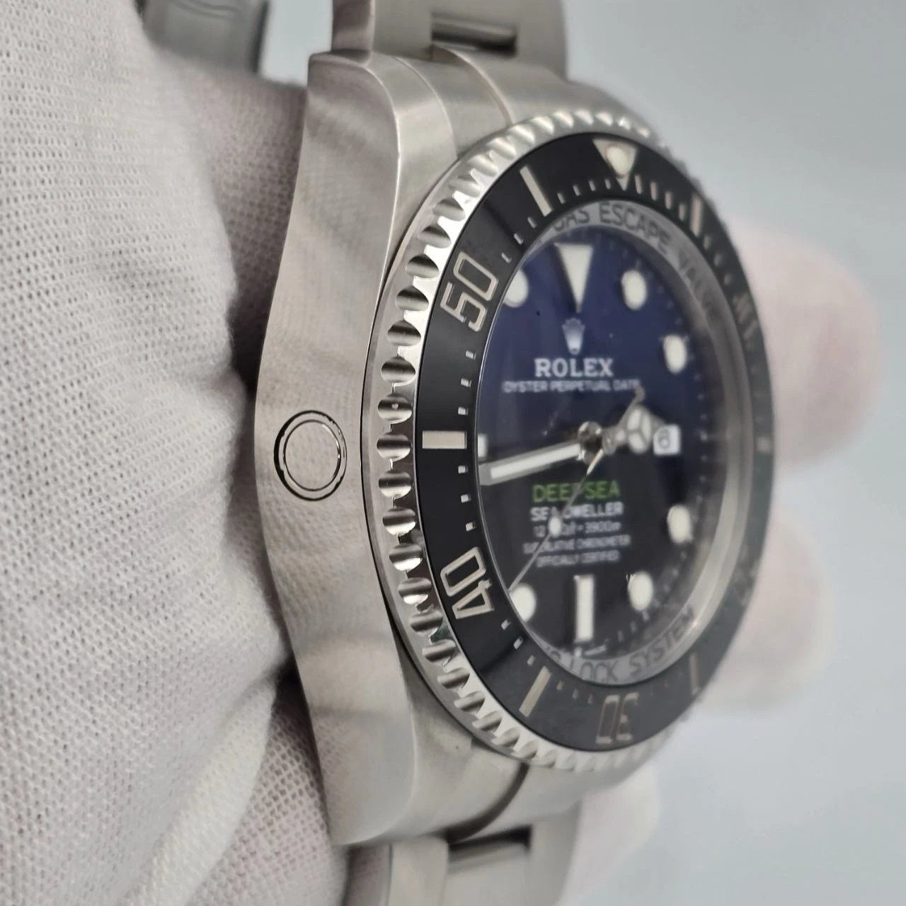 PAPERS 2021 Rolex Sea-Dweller Deepsea James Cameron Blue 126660 44mm Watch BOX