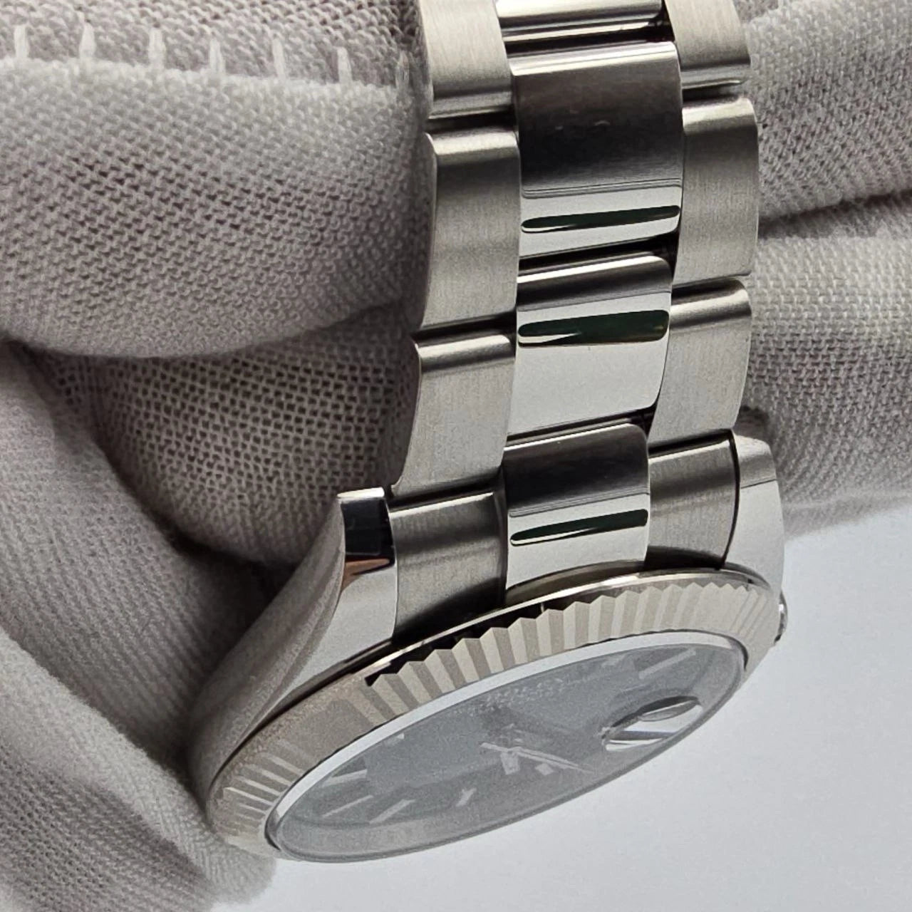 NEW 2025 Rolex Datejust 41mm 126334 Mint Green Oyster Fluted Bezel UNWORN