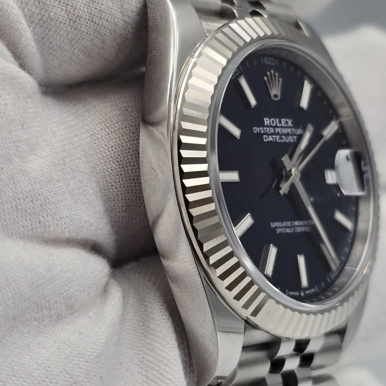 NEW 2025 Rolex Datejust 41mm 126334 Blue Stick Dial Fluted Bezel Jubilee UNWORN