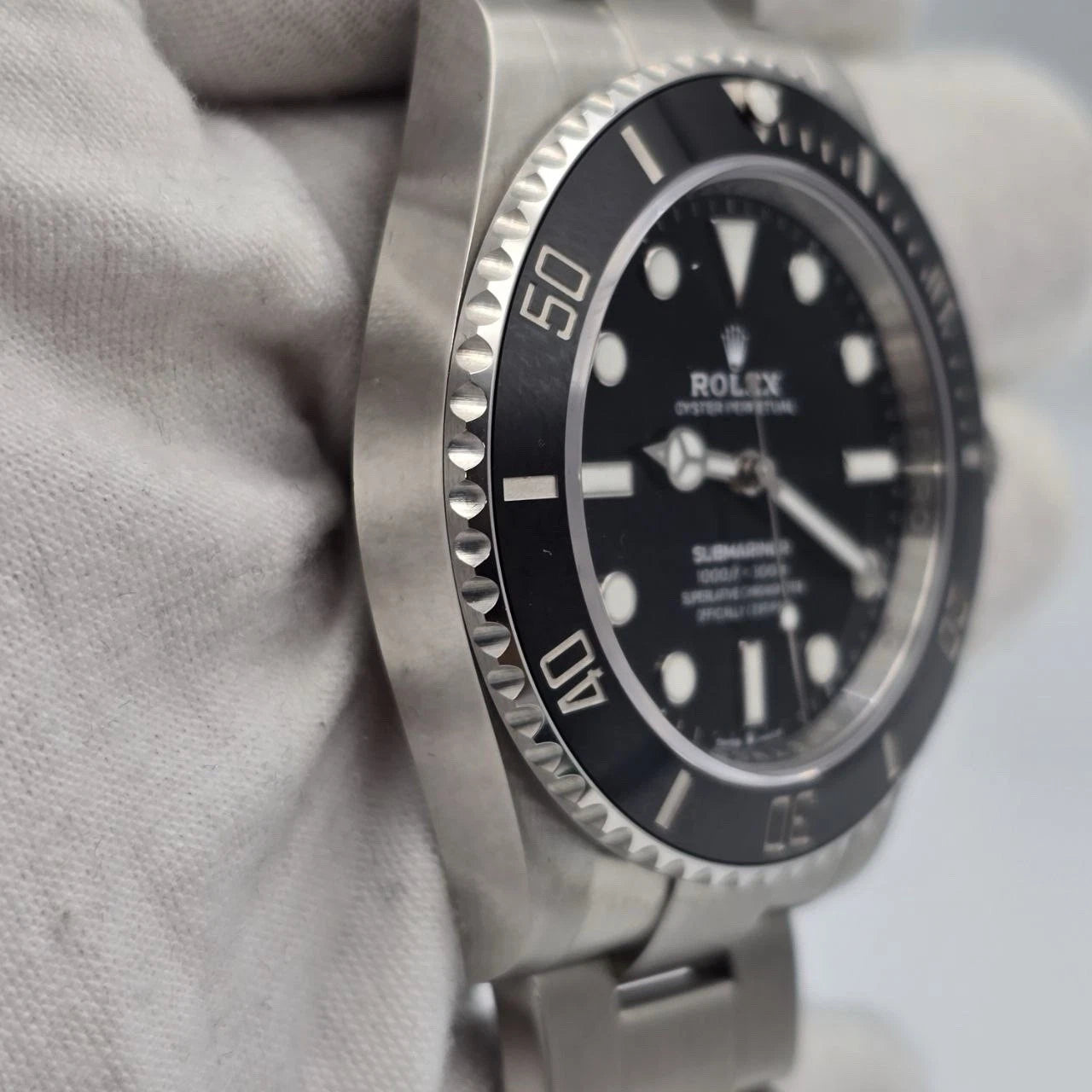 NEW 2024 Rolex Submariner No Date Ceramic Steel 41mm 124060 UNWORN