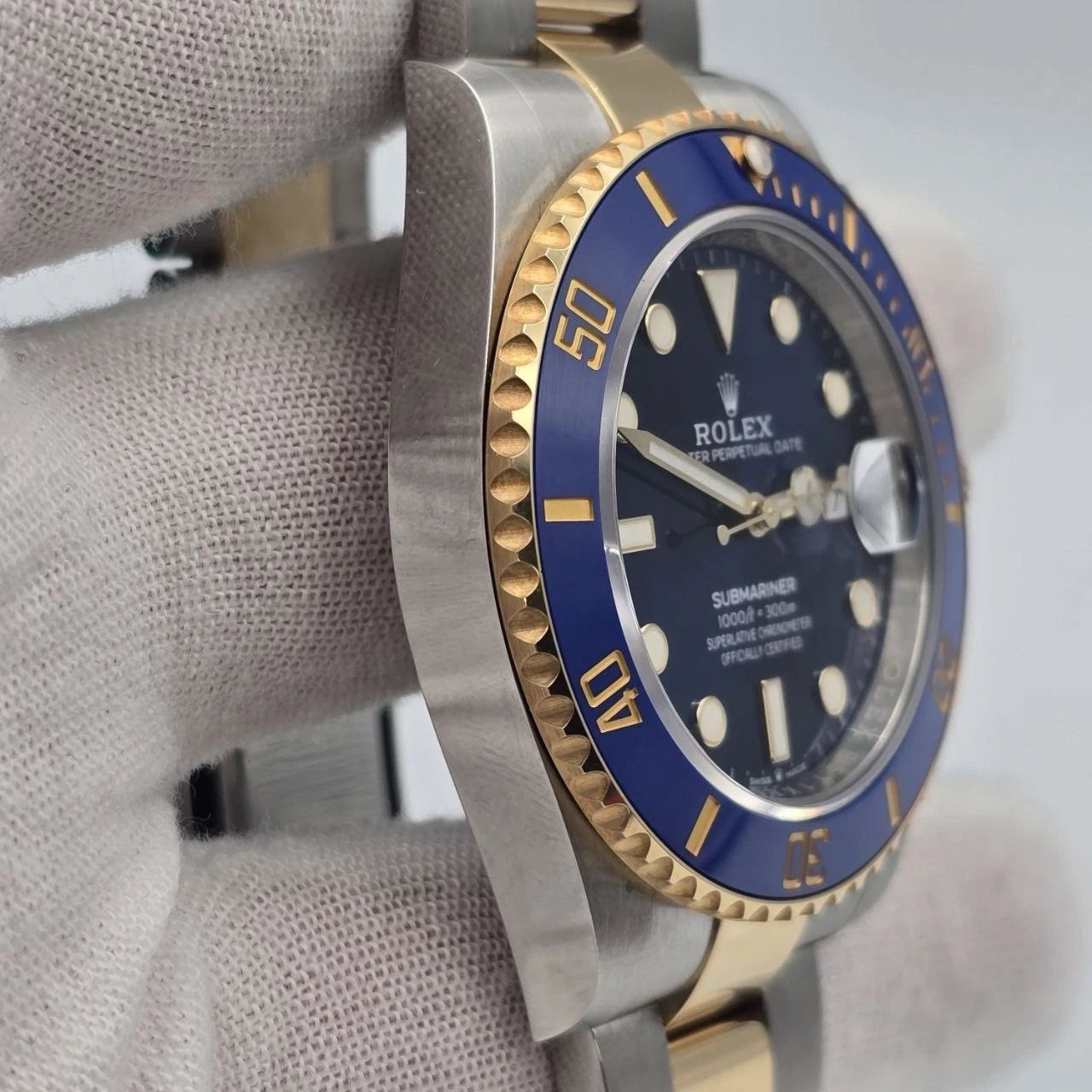 PAPERS 2022 Rolex Submariner Blue Dial Two Tone Gold 41mm Watch 126613LB BOX