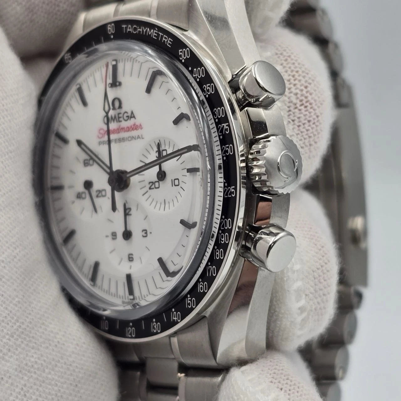 NEW 2025 Omega Speedmaster Professional Moonwatch White Dial 310.30.42.50.04.001