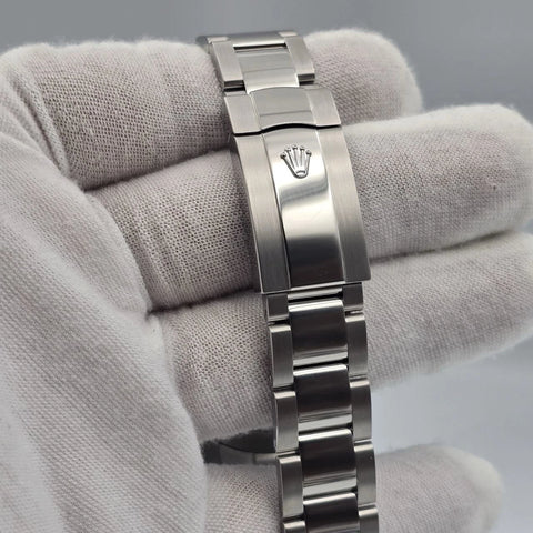 PAPERS MINT 2024 Rolex Datejust 41mm Oyster Rhodium Dial Fluted Bezel 126334 BOX