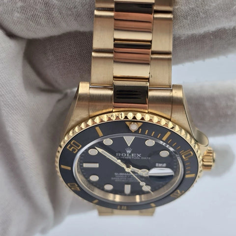 PAPERS 2023 Rolex Submariner Date 41mm 18k Yellow Gold Black Dial 126618LN BOX