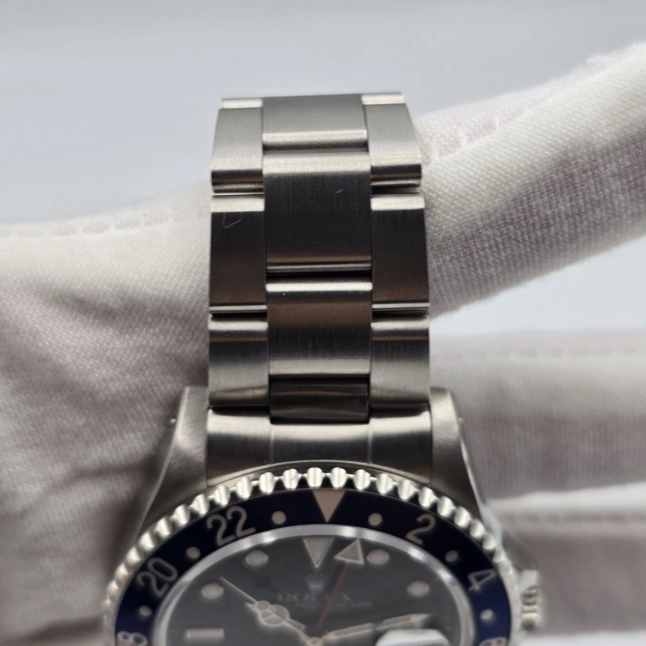 Rolex GMT-Master II Pepsi Stainless Steel Red Blue Faded Bezel Oyster 16710
