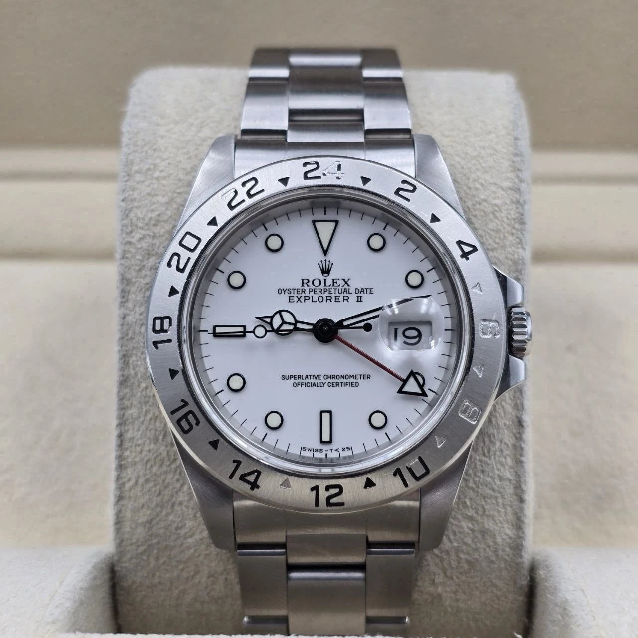 Rolex Explorer II 16570 1