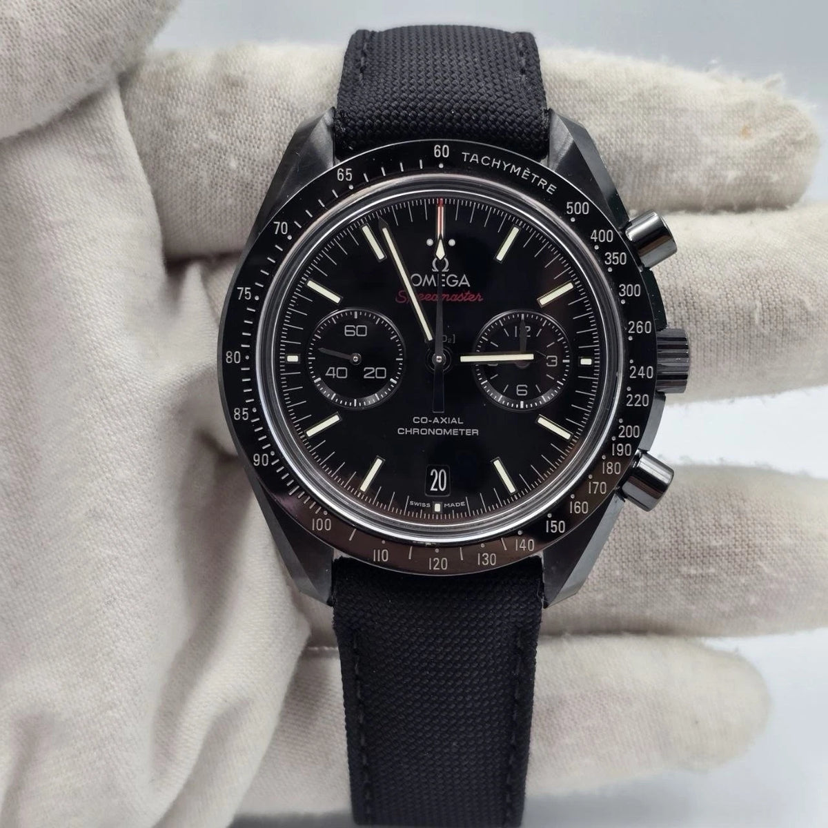 OMEGA Speedmaster Dark Side of the Moon 1