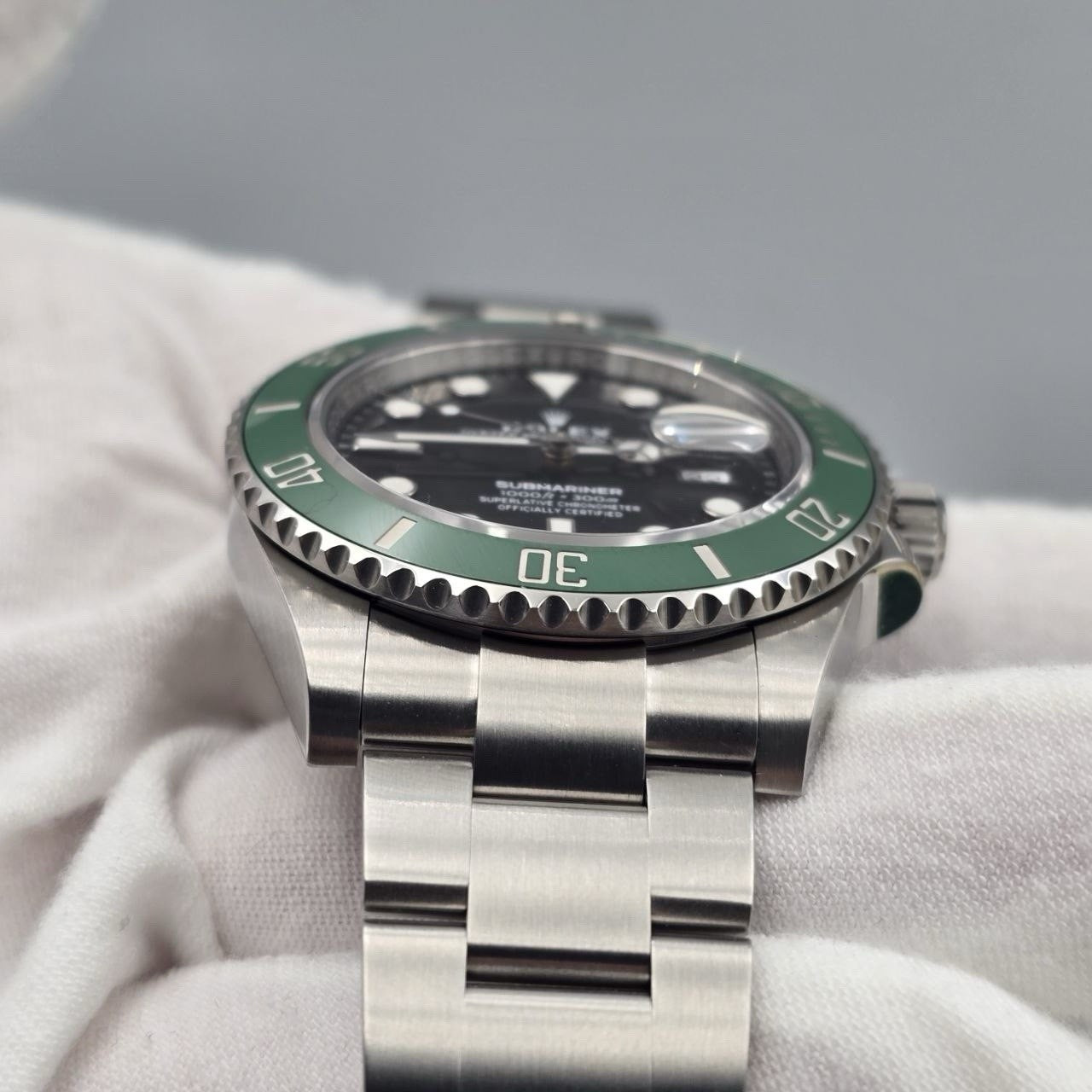 2022 PAPERS Rolex Submariner Date Starbucks Green Bezel Black 41mm 126610LV BOX