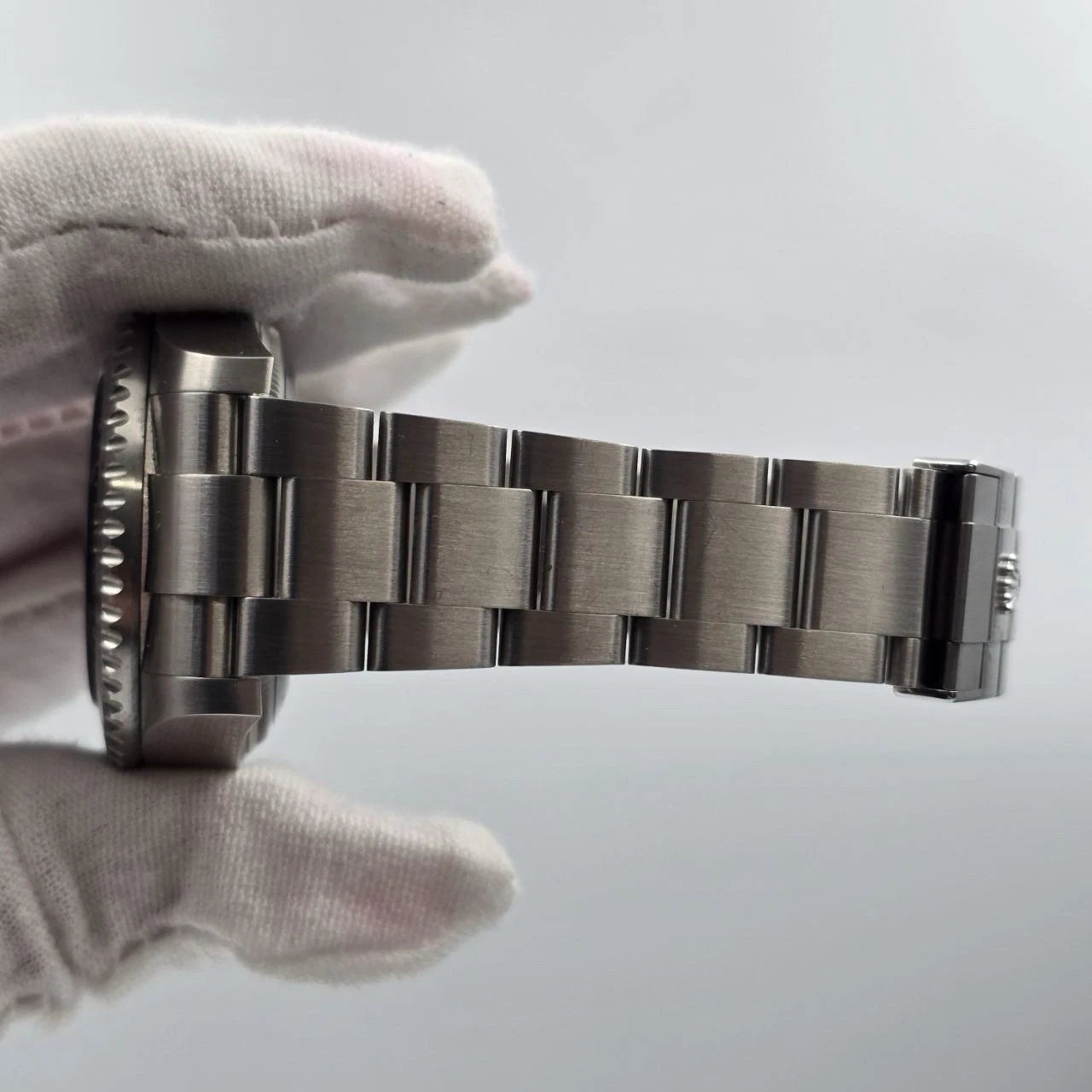 PAPERS 2023 Rolex Sea-Dweller Deepsea Black Ceramic Steel Dive 44mm 136660 BOX