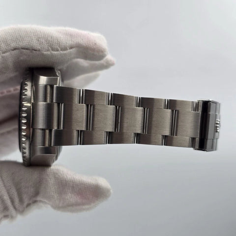 PAPERS 2023 Rolex Sea-Dweller Deepsea Black Ceramic Steel Dive 44mm 136660 BOX