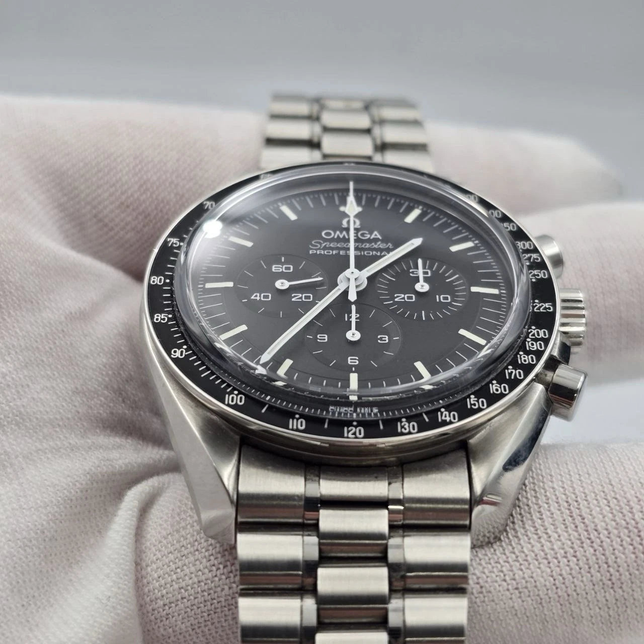 2023 Omega Speedmaster Moonwatch 42mm Black Dial Sapphire 310.30.42.50.01.002