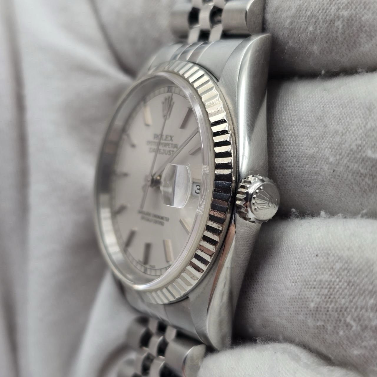2000 Rolex Datejust Silver Dial Stainless Steel Jubilee 16234 36mm Watch