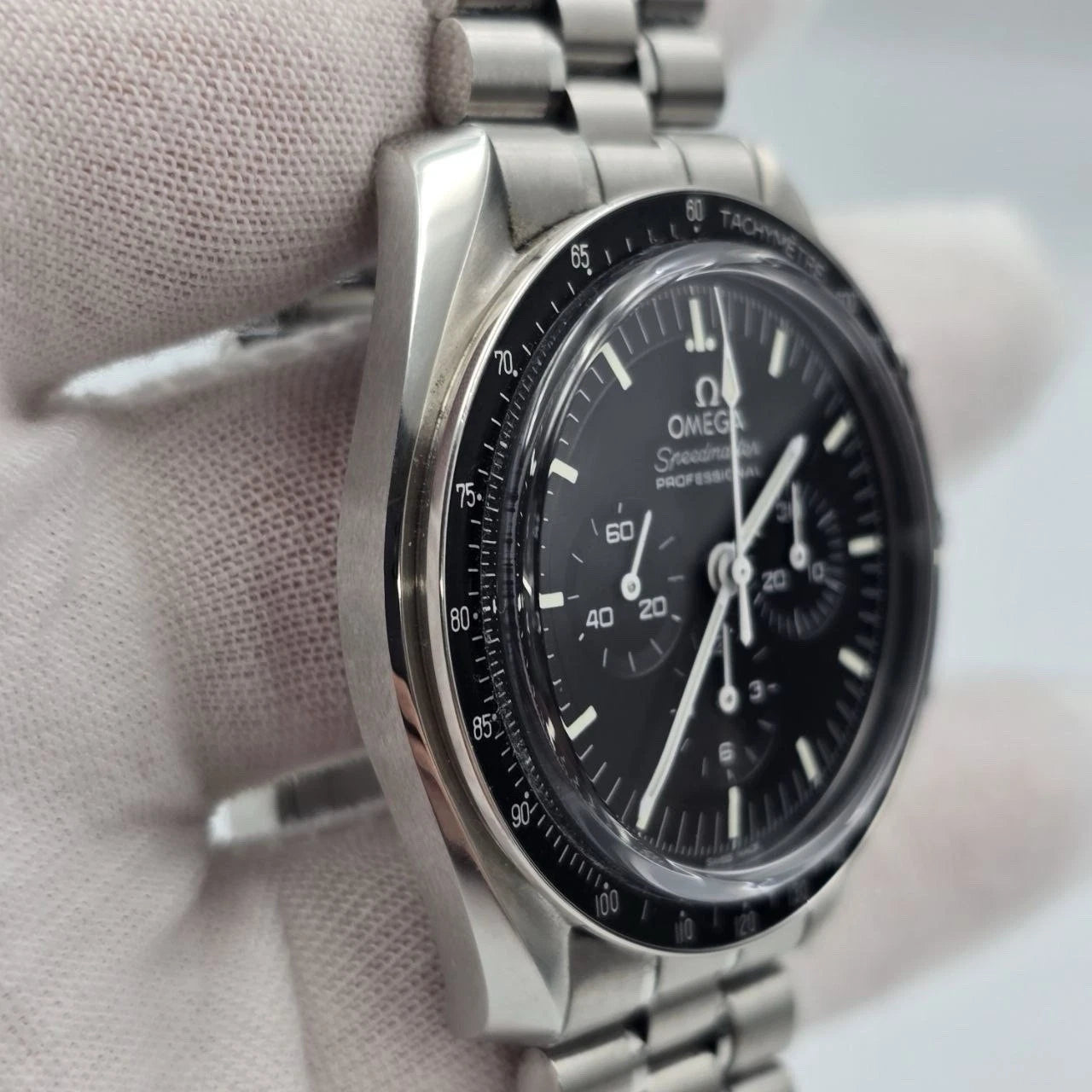 2023 Omega Speedmaster Moonwatch 42mm Black Dial Sapphire 310.30.42.50.01.002