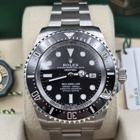 PAPERS 2023 Rolex Sea-Dweller Deepsea Black Ceramic Steel Dive 44mm 136660 BOX