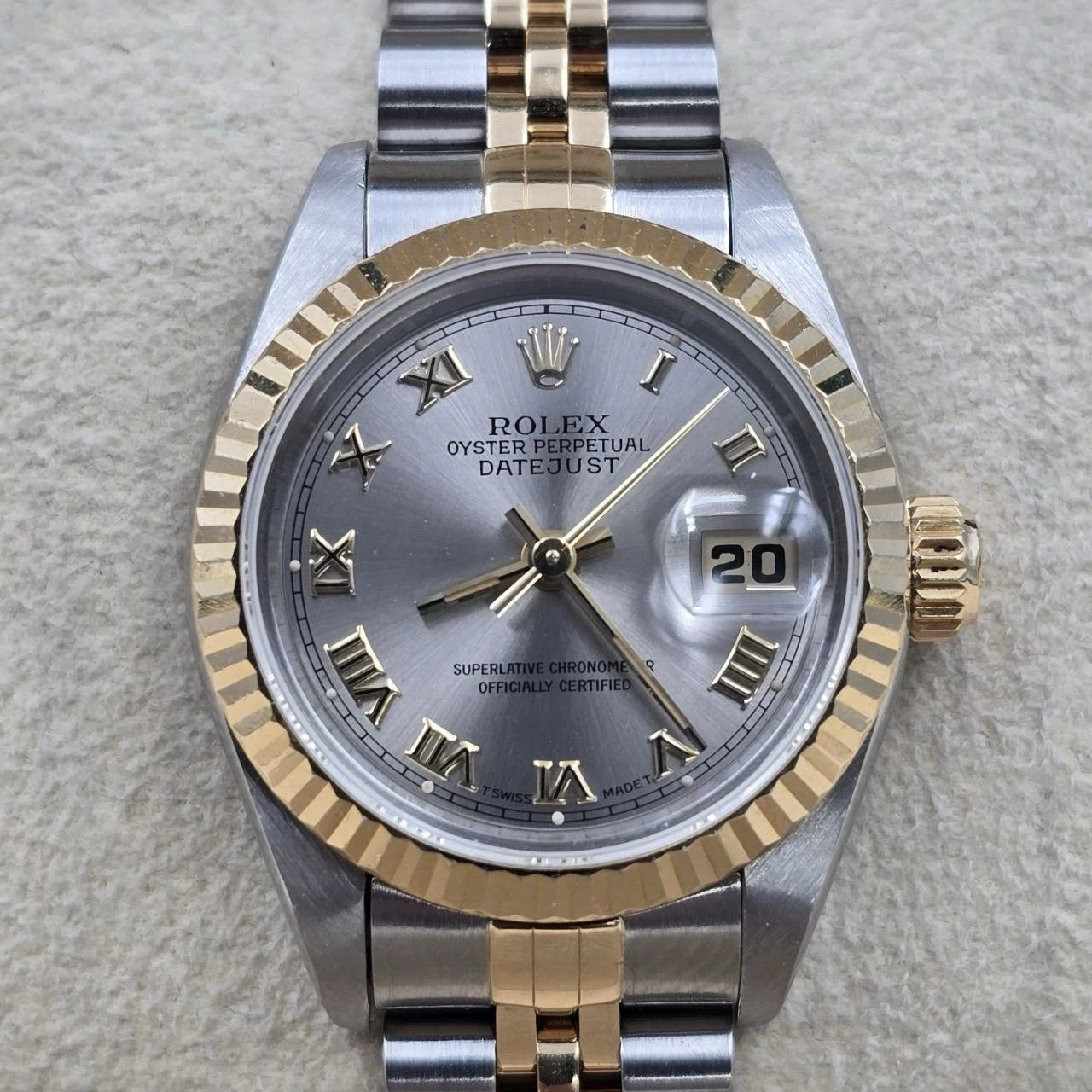 PAPERS Rolex MINT Two Tone Lady-Datejust 69173 Grey Roman Dial Jubilee Bracelet