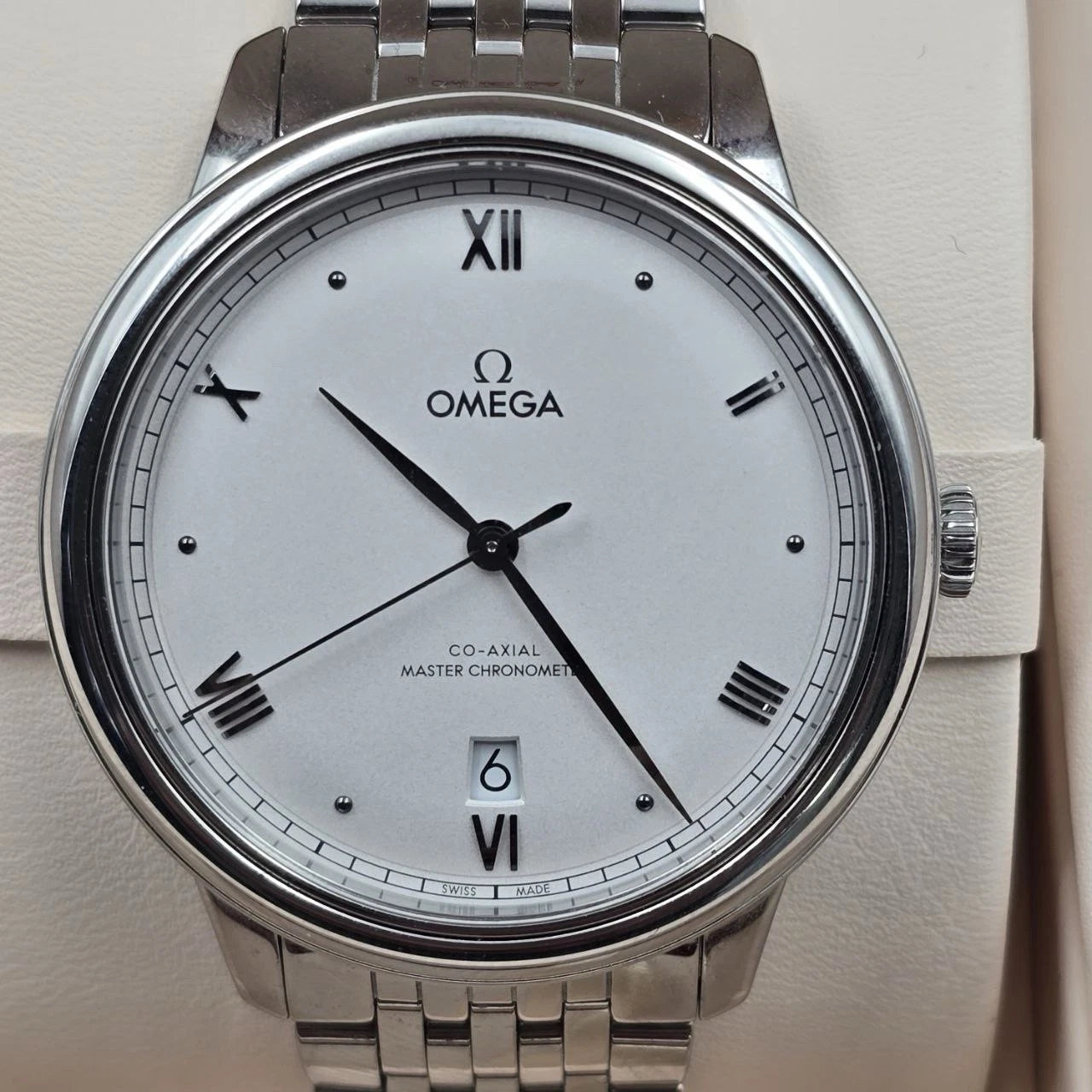 2025 Omega Prestige De Ville Chronometer 40mm Men's Watch 434.10.40.20.02.001