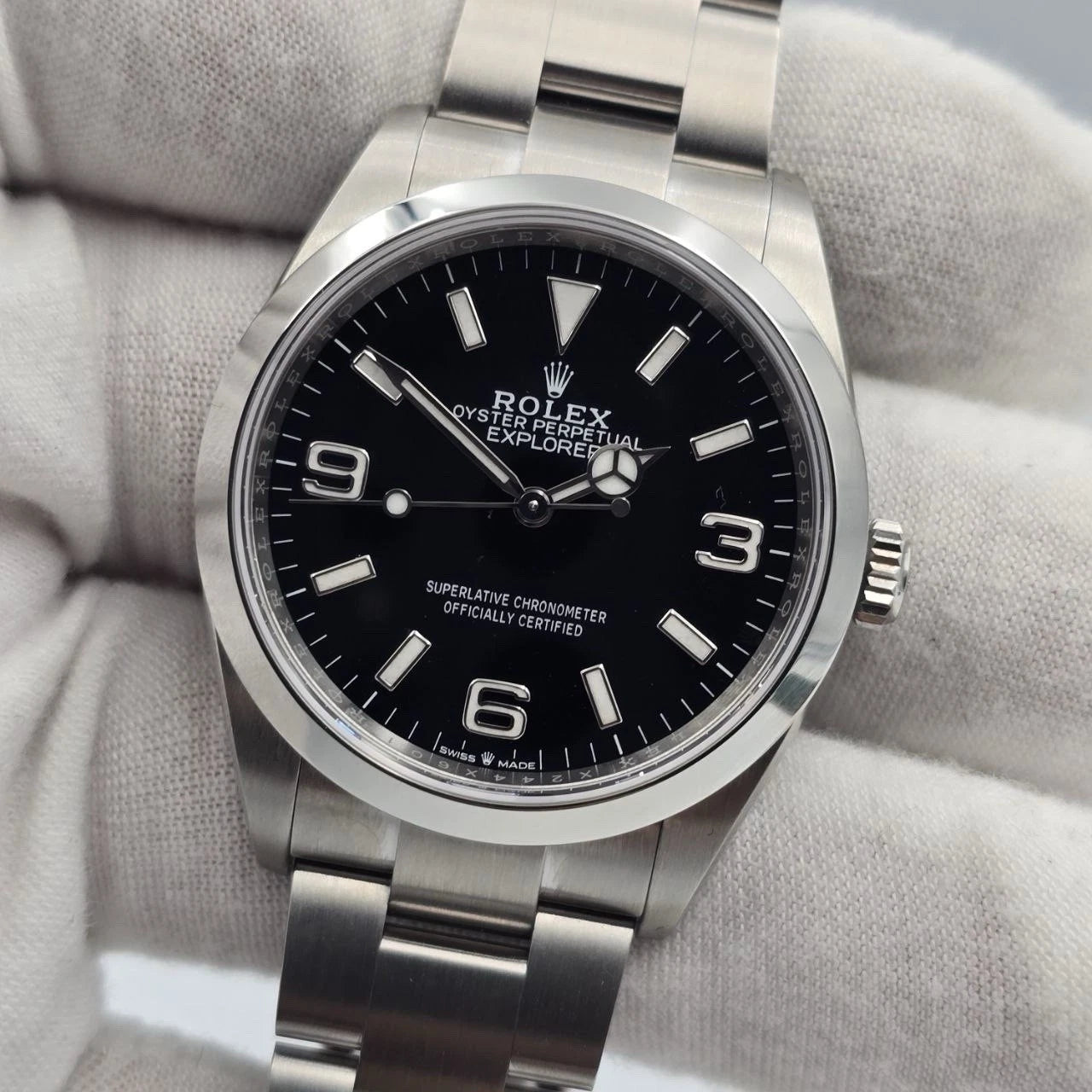 PAPERS MINT 2022 Rolex Explorer Black Dial Stainless Steel 36mm Watch 124270 BOX