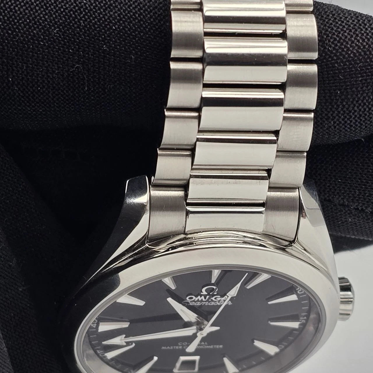 2025 Omega Seamaster Aqua Terra 220.10.38.20.01.004 Chronometer Watch B+P