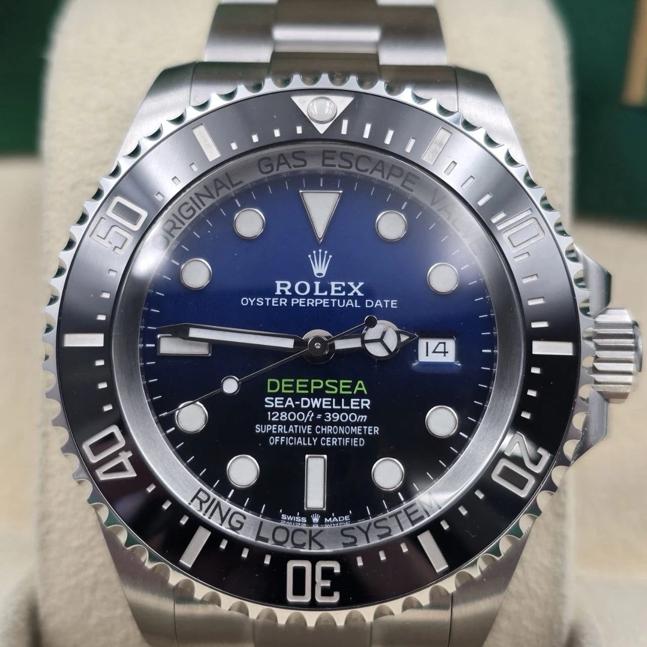PAPERS 2019 Rolex Sea-Dweller Deepsea James Cameron Blue 126660 44mm Watch BOX