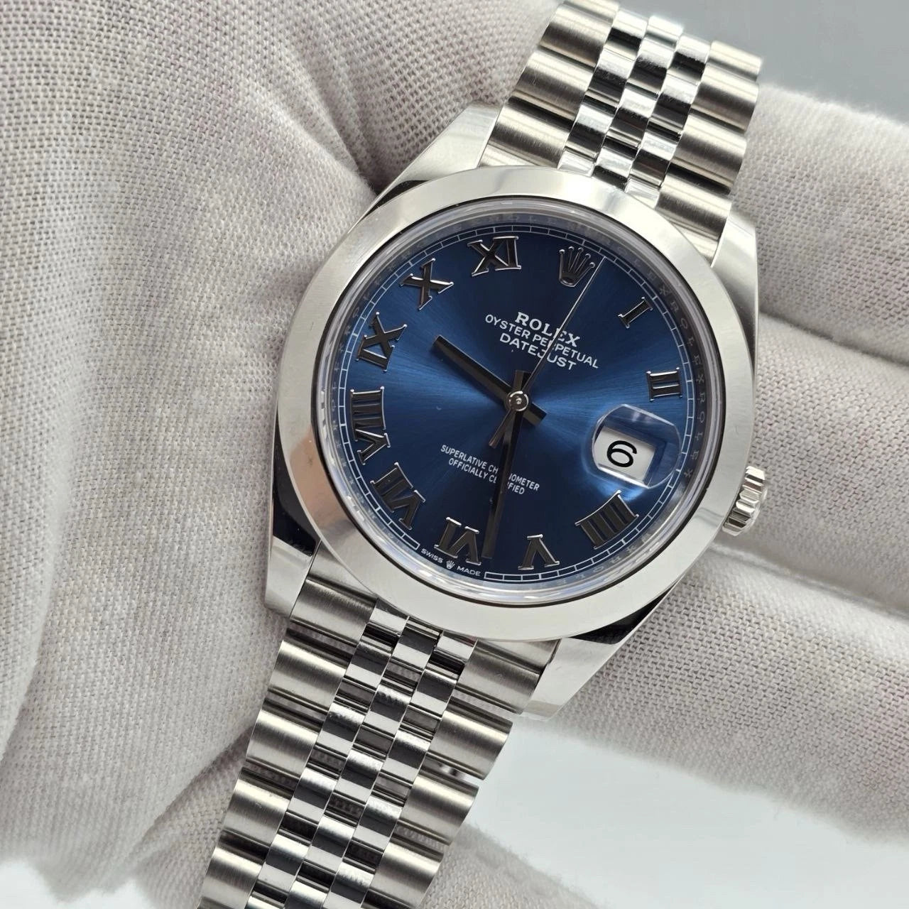 NEW 2025 Rolex Datejust 41mm 126300 Blue Roman Dial Smooth Jubilee UNWORN