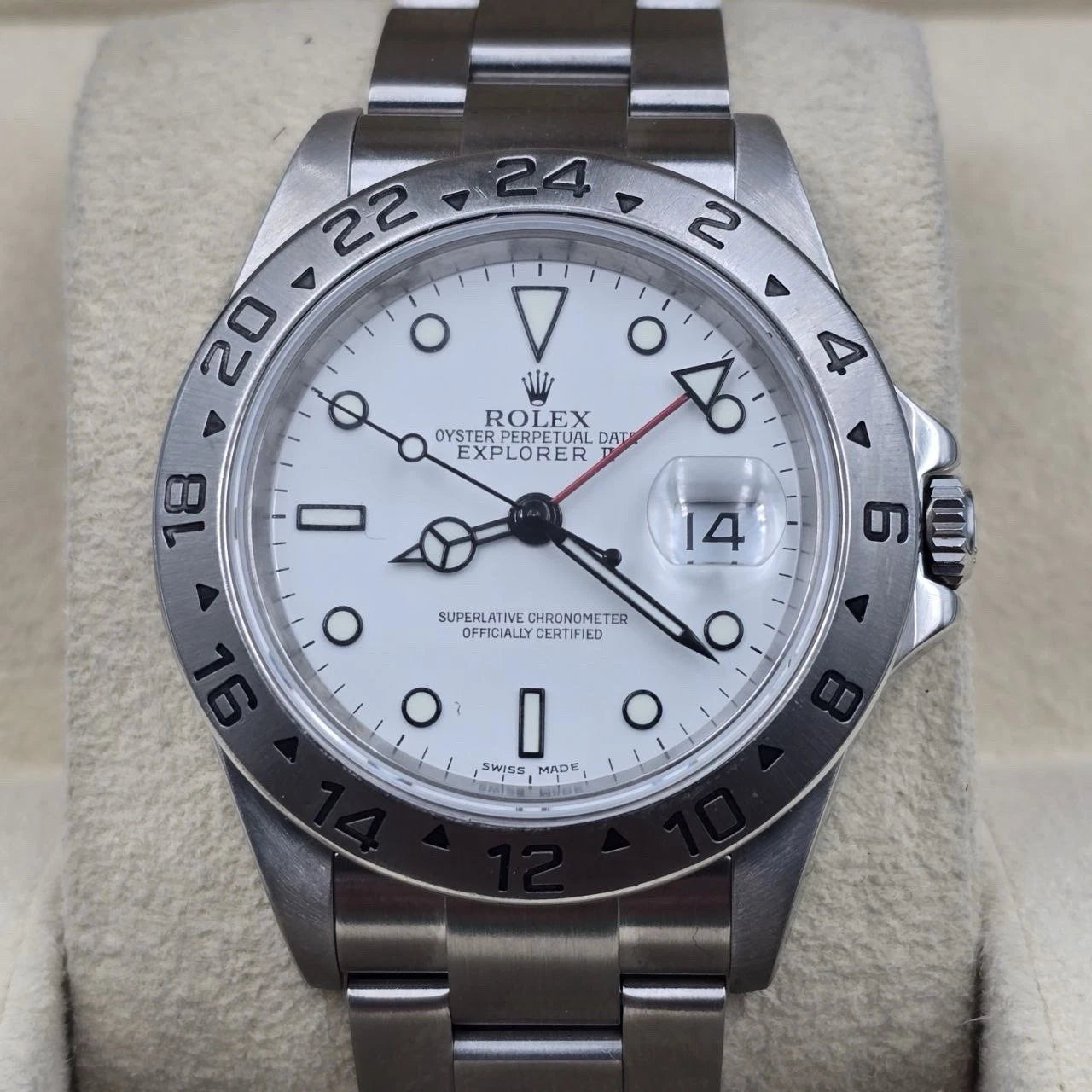 PAPERS MINT 2005 Rolex 16570 Explorer II White Steel NO HOLES 40mm Watch