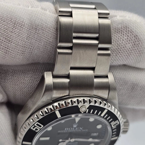 MINT 2009 Rolex Sea-Dweller 16600 Stainless Steel Black Dial 40MM Watch