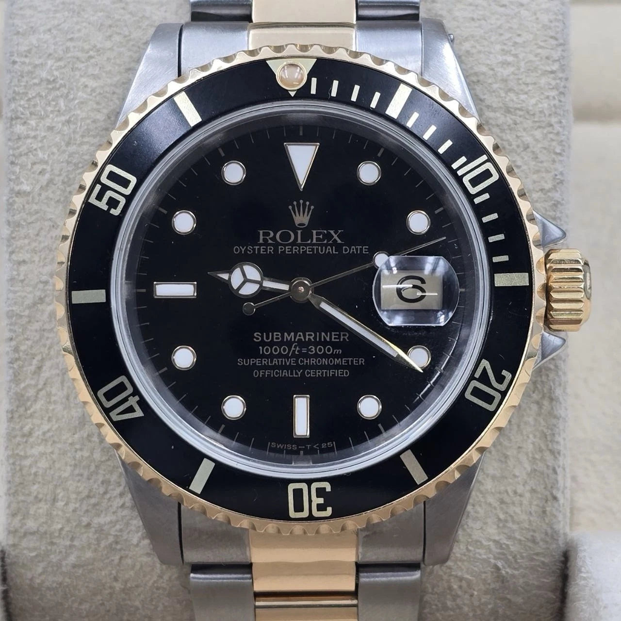 Rolex Submariner Date 16613 Black Dial Two Tone Steel Gold 40mm Watch