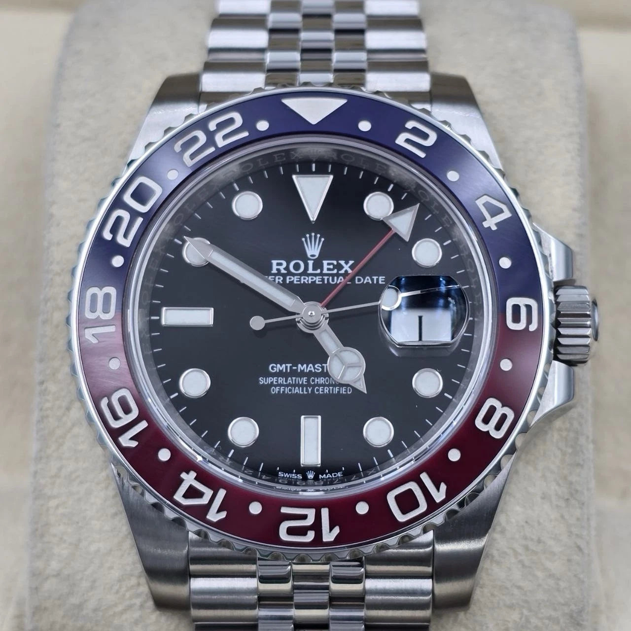 MINT PAPERS 2019 Rolex GMT Master Pepsi Red Blue Jubilee 126710BLRO Watch BOX