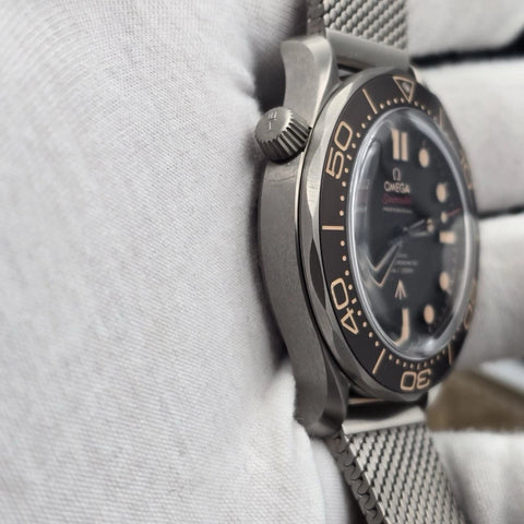 NEW 2025 OMEGA Seamaster Diver 300M 007 NTTD 42mm 210.90.42.20.01.001 UNWORN