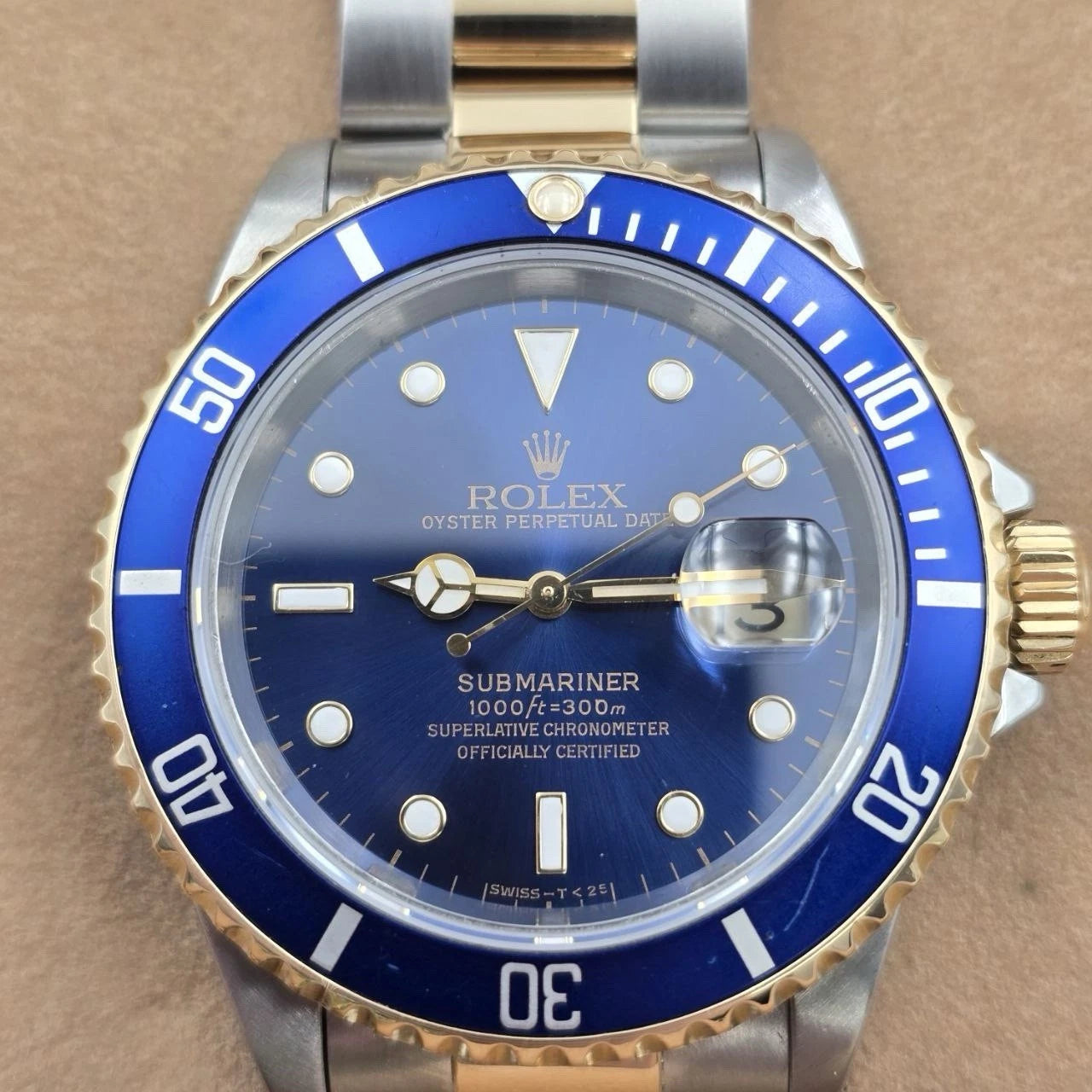 PAPERS Rolex Submariner Date 16613 Blue Dial Steel Two Tone Gold 40mm Watch BOX