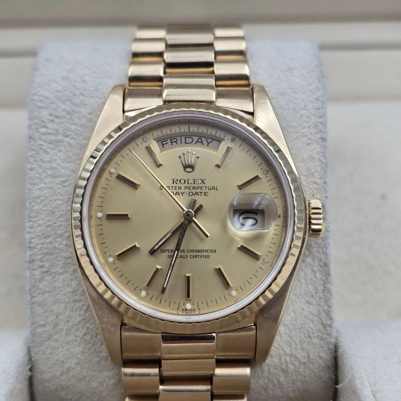 Rolex Day-Date 18038 President 18k Gold 36mm Champagne Dial