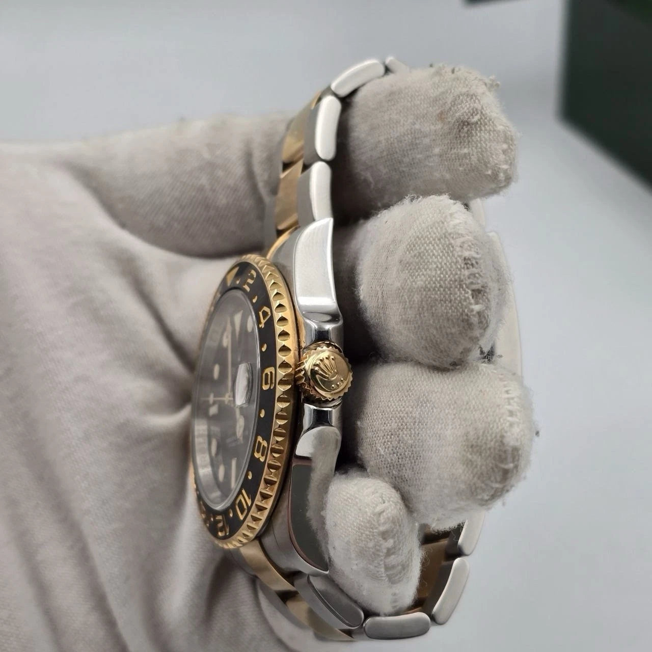 Rolex GMT-Master II 116713LN Two Tone 4